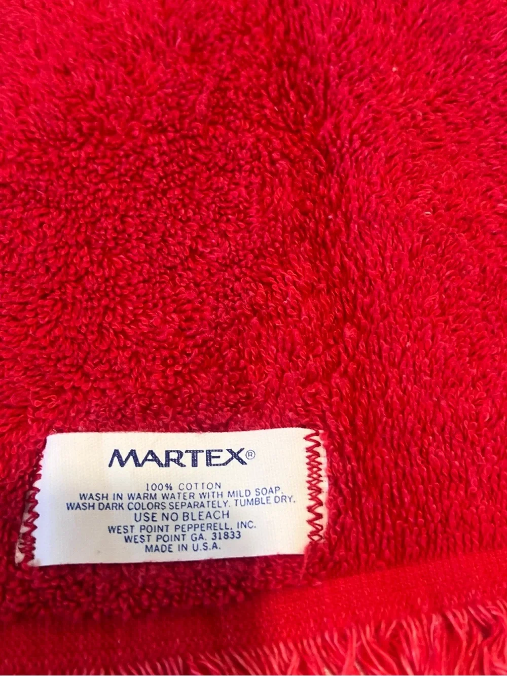 Vintage Martex Christmas Wreath Embroidered Hand Towel USA